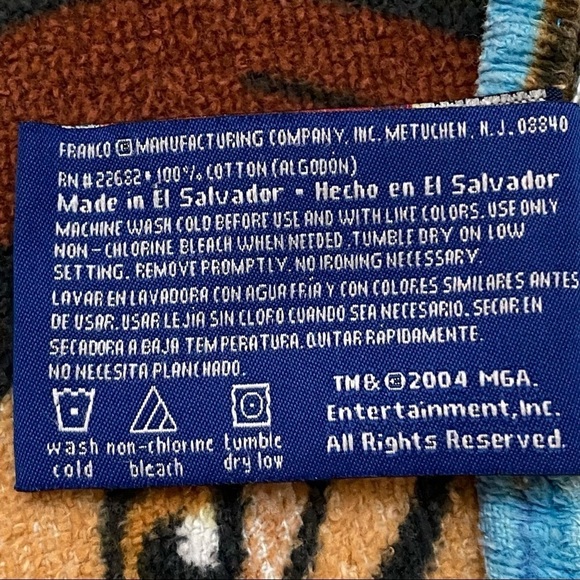 Bratz Dolls 2004 Beach Scene Beach Towel 27”x54” - Picture 7 of 9